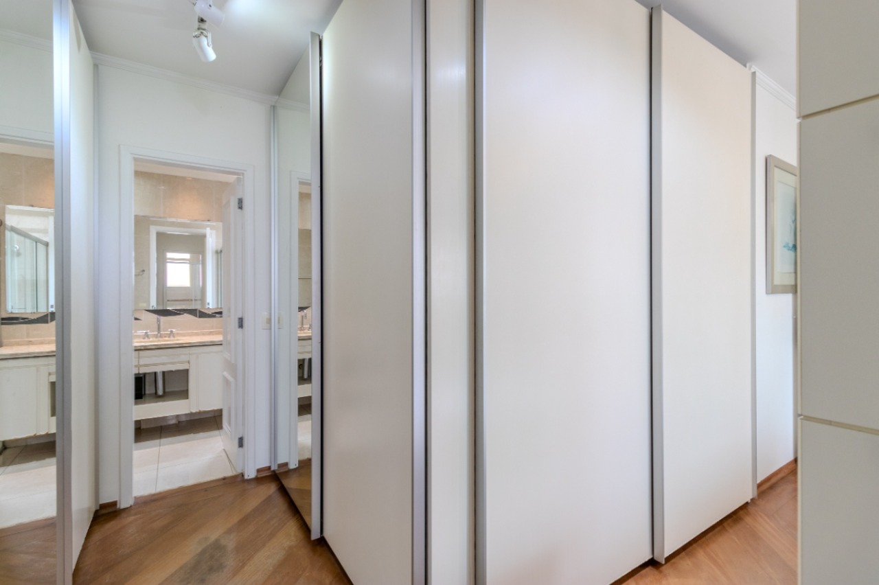Apartamento, 3 quartos, 240 m² - Foto 27