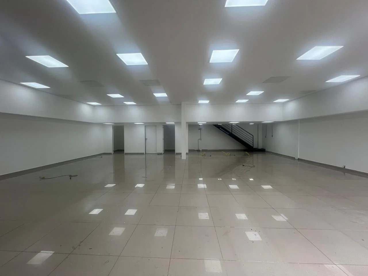 Depósito-Galpão, 311 m² - Foto 4