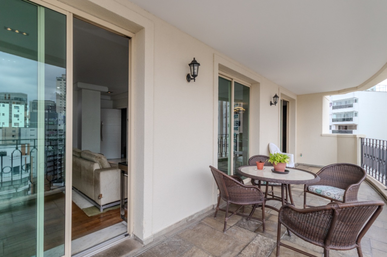 Apartamento, 3 quartos, 240 m² - Foto 42