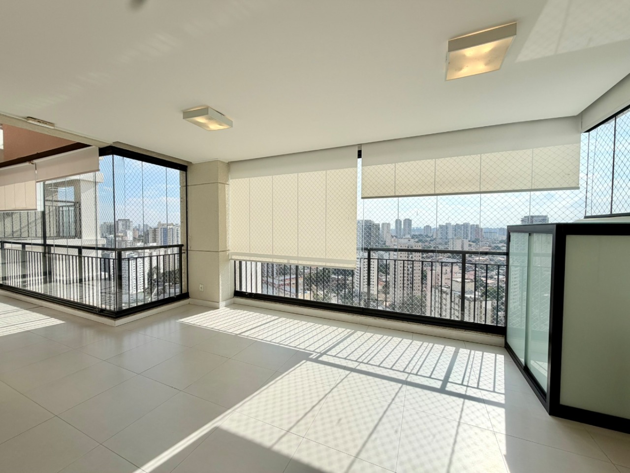 Apartamento, 3 quartos, 130 m² - Foto 2