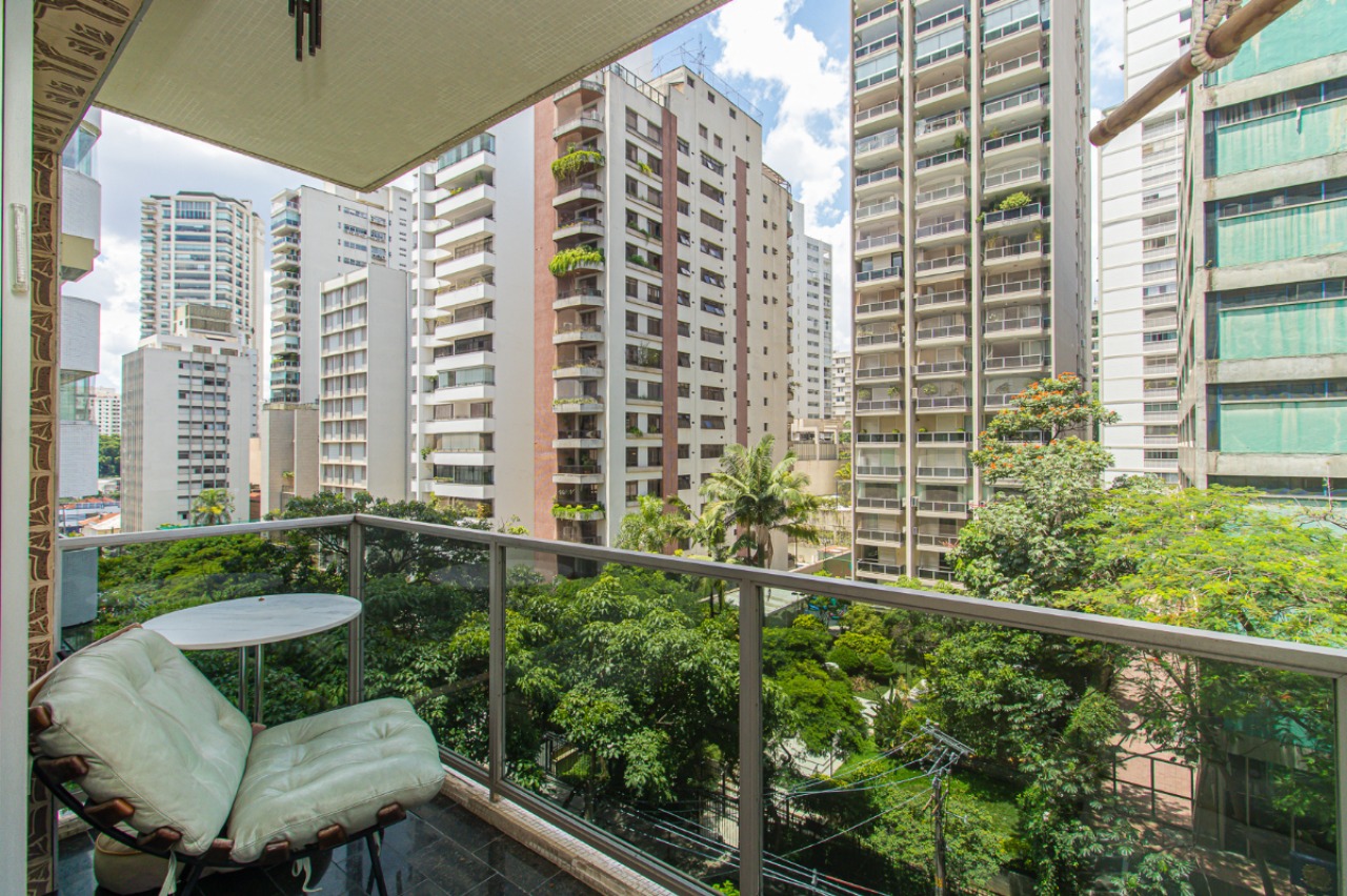 Apartamento, 4 quartos, 210 m² - Foto 1