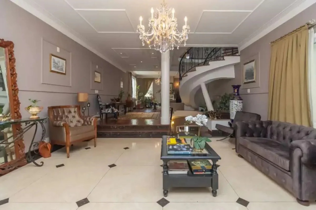 Casa, 3 quartos, 370 m² - Foto 1