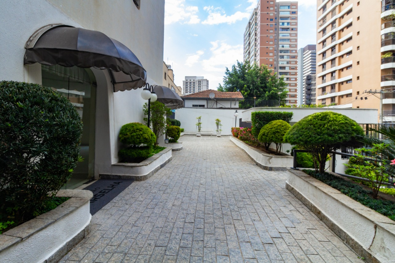 Apartamento, 4 quartos, 140 m² - Foto 1