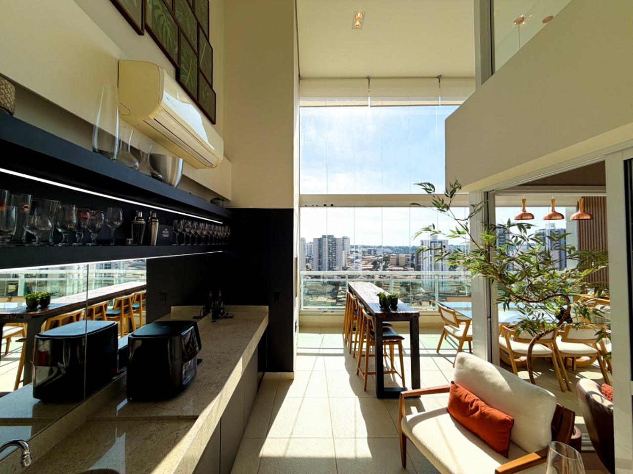 Apartamento, 4 quartos, 190 m² - Foto 2