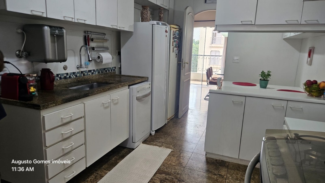 Apartamento, 3 quartos, 140 m² - Foto 12