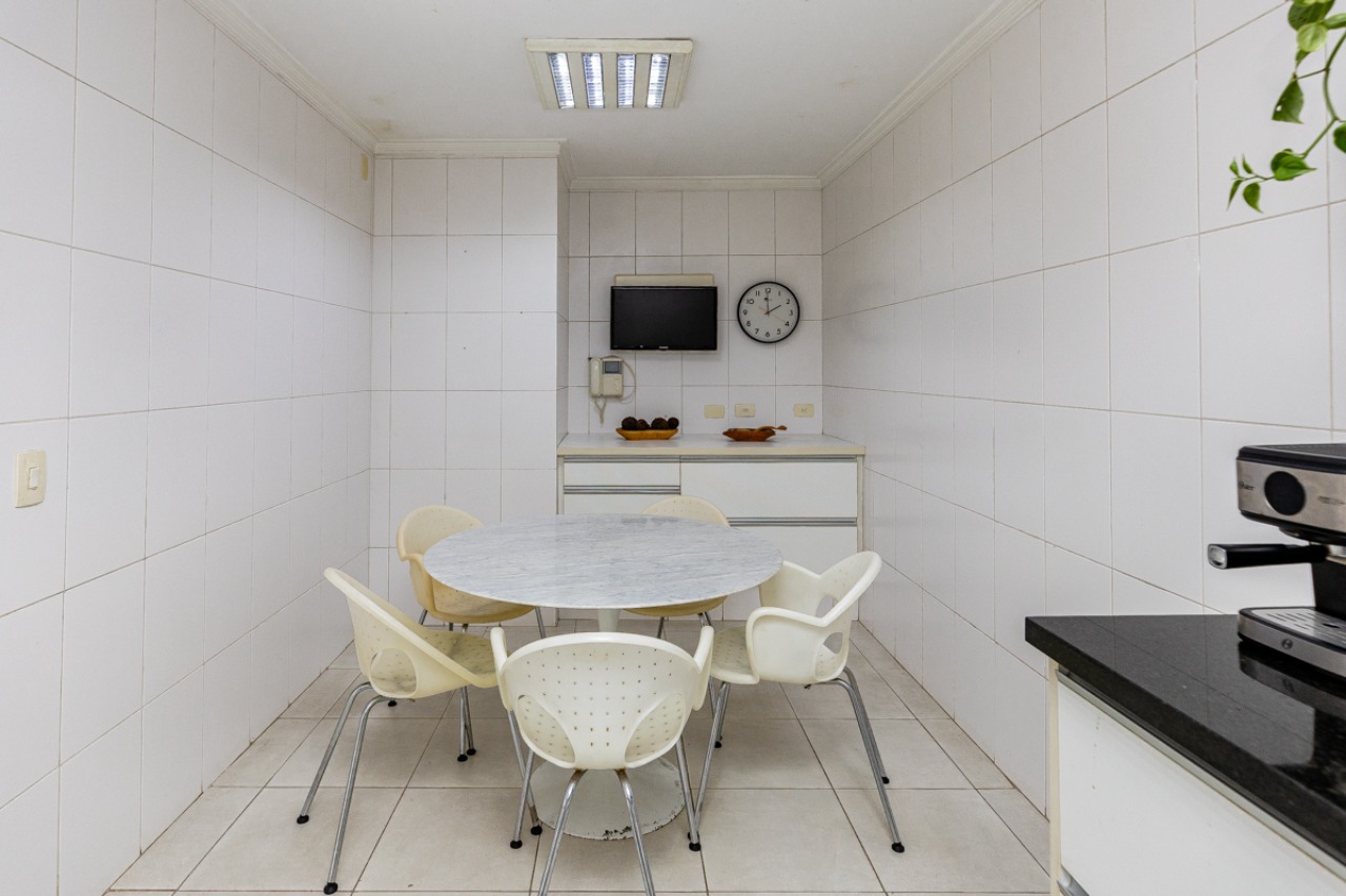 Casa, 4 quartos, 260 m² - Foto 23