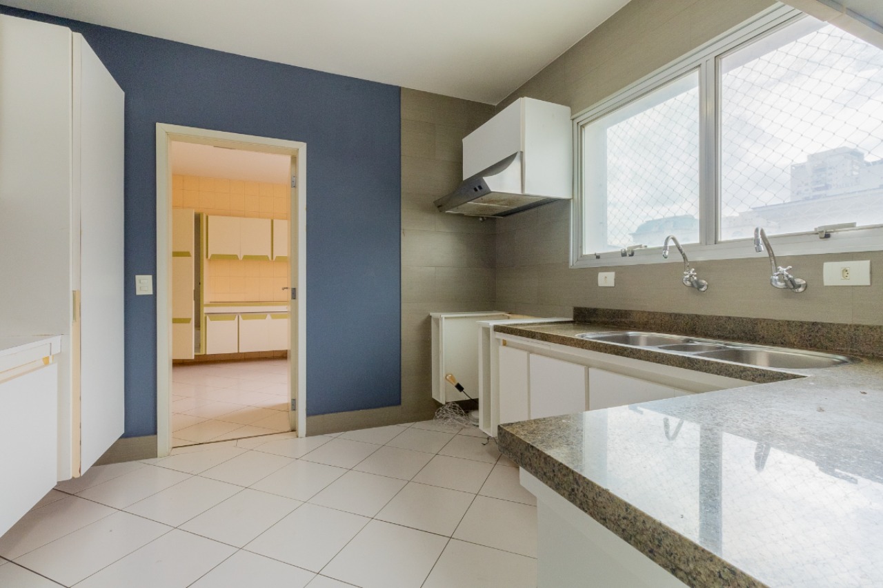Apartamento, 3 quartos, 240 m² - Foto 11
