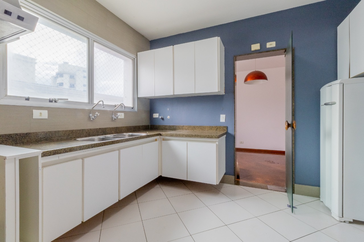 Apartamento, 3 quartos, 240 m² - Foto 12