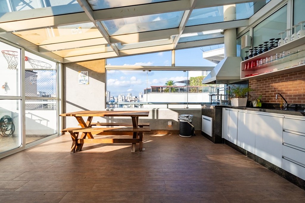 Cobertura, 3 quartos, 190 m² - Foto 2