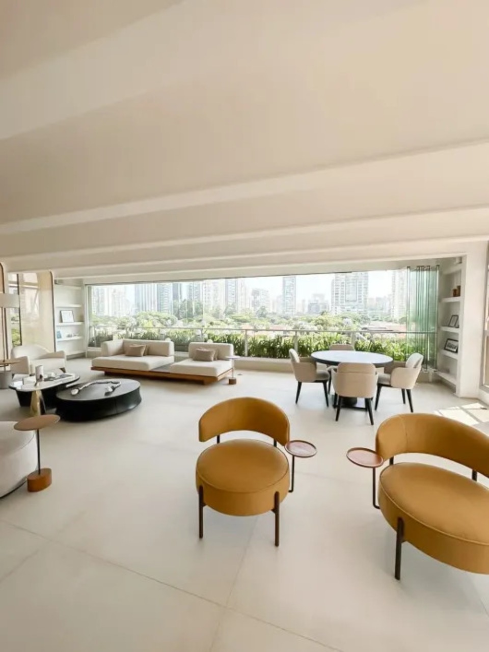 Apartamento, 4 quartos, 350 m² - Foto 1