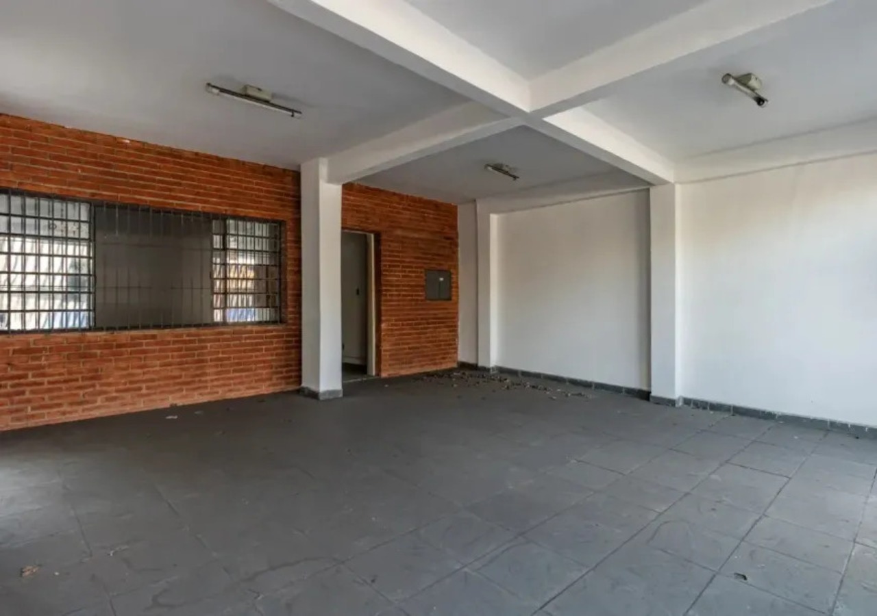 Casa, 4 quartos, 210 m² - Foto 1