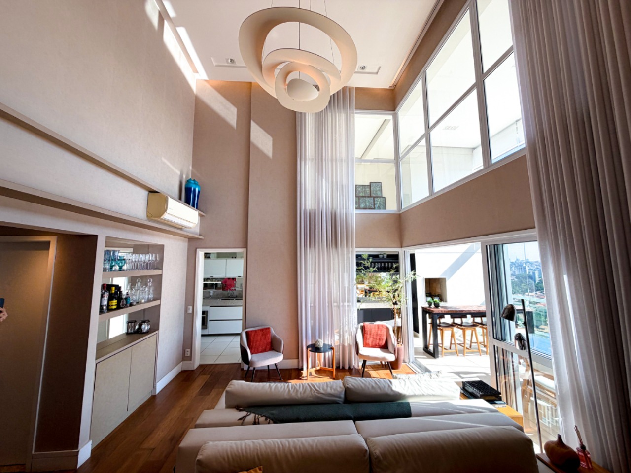 Apartamento, 4 quartos, 190 m² - Foto 1