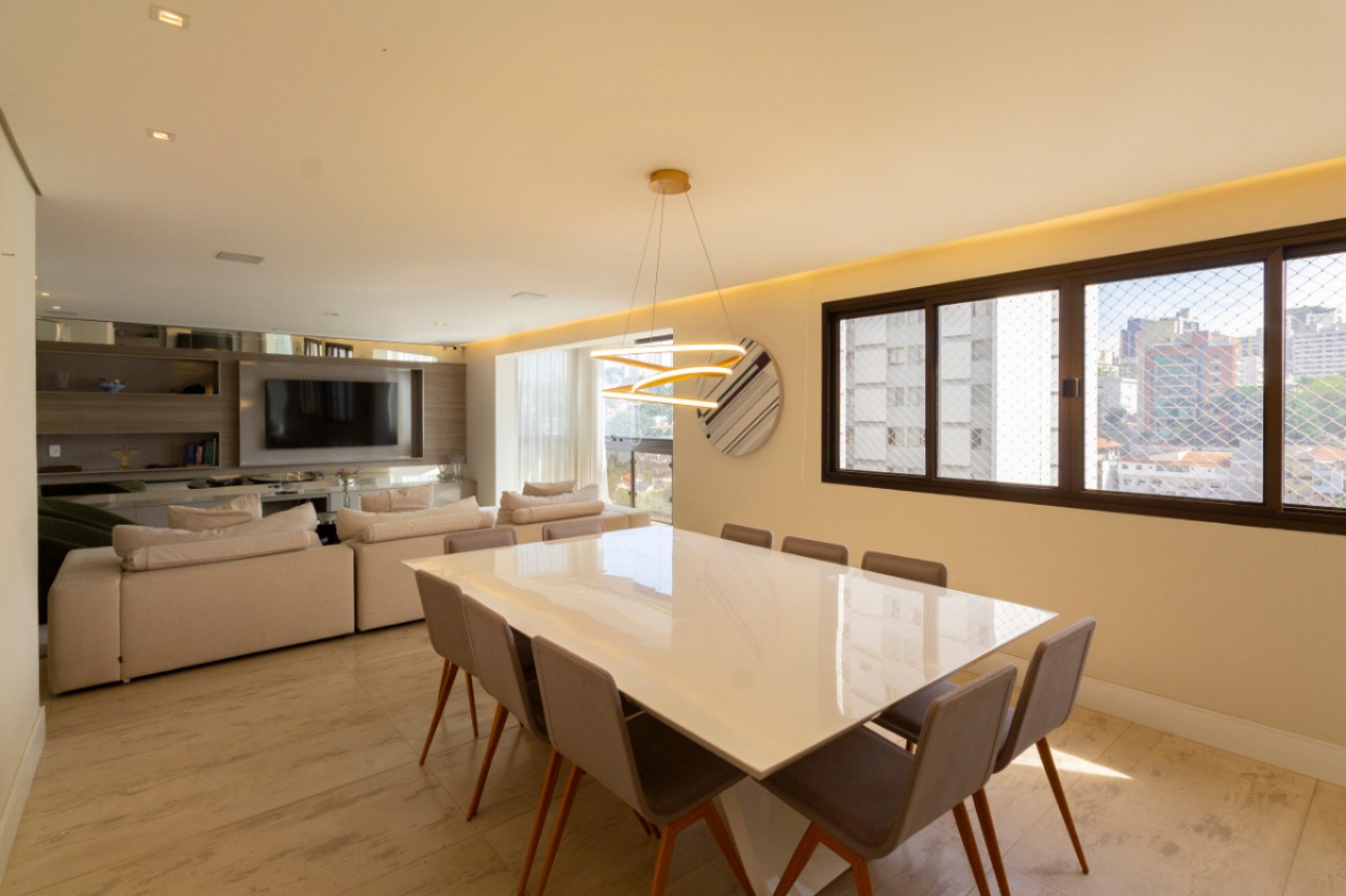 Apartamento, 3 quartos, 190 m² - Foto 1