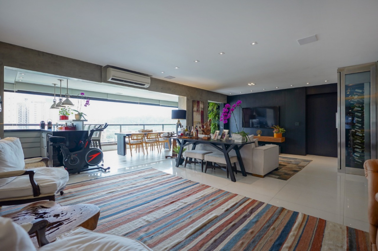 Apartamento, 3 quartos, 170 m² - Foto 1
