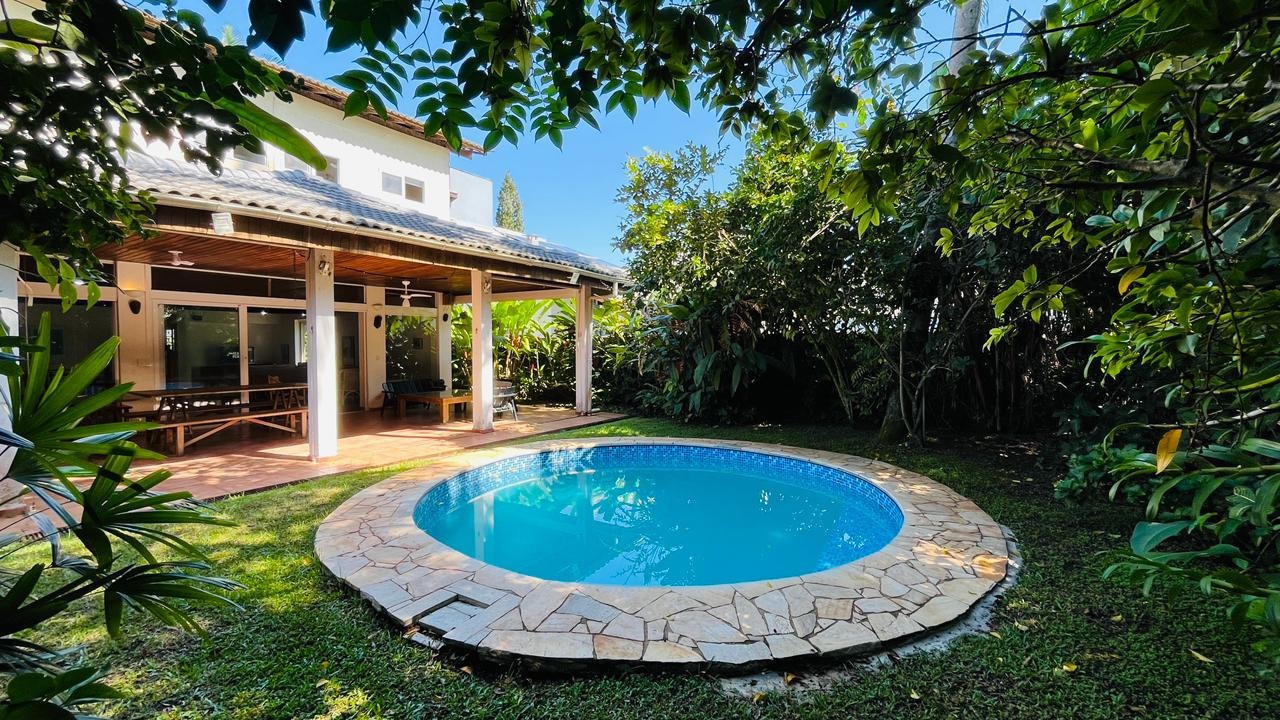 Casa de Condomínio, 4 quartos - Foto 1