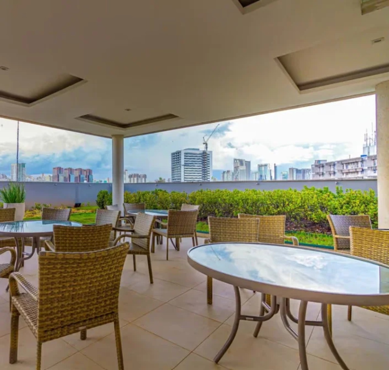 Apartamento, 3 quartos, 100 m² - Foto 1