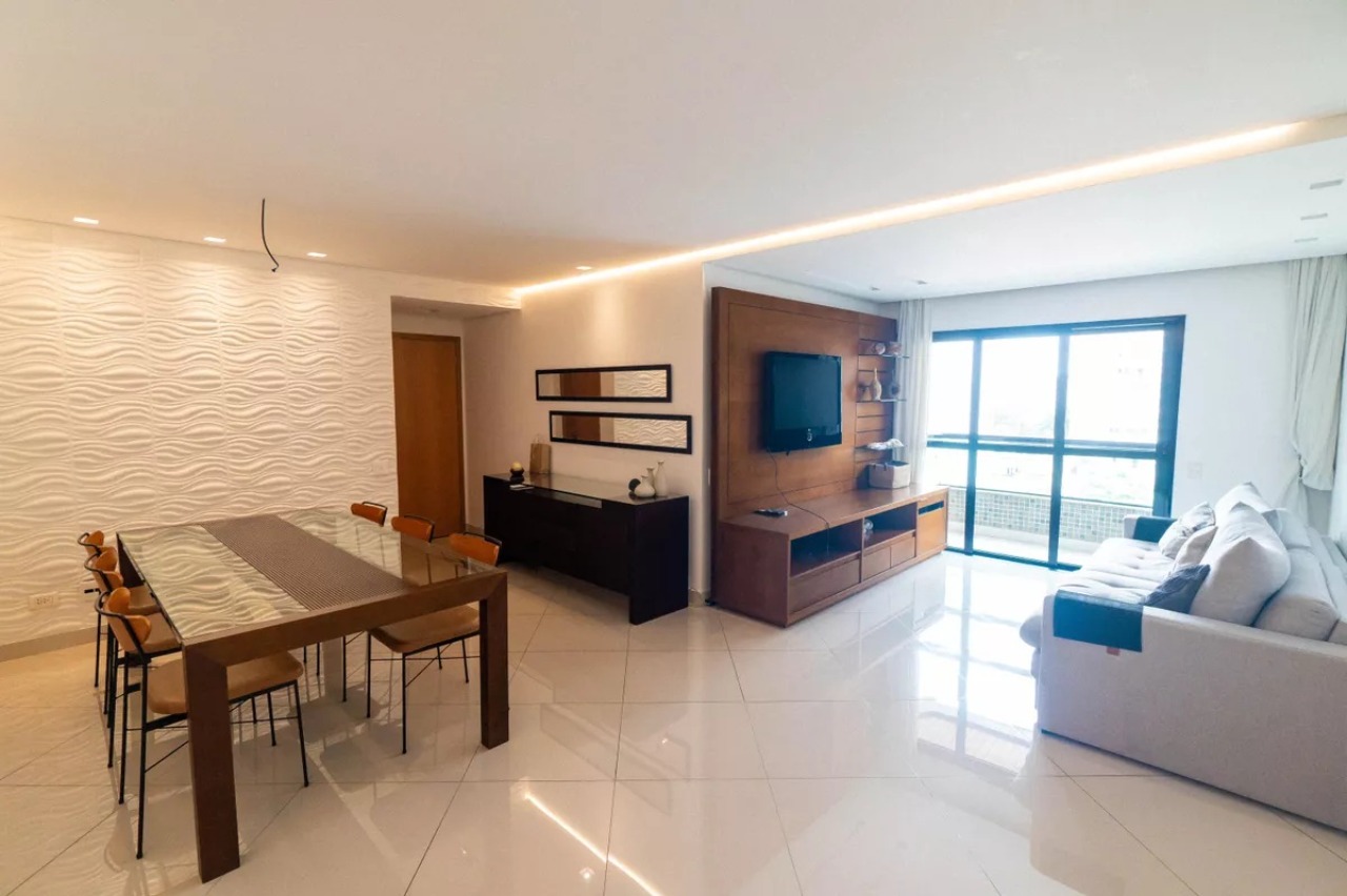 Apartamento, 3 quartos, 140 m² - Foto 1