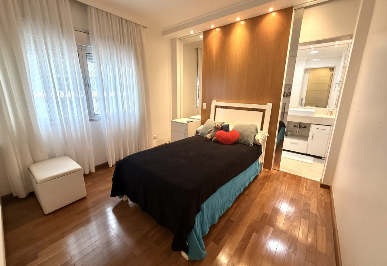 Apartamento, 3 quartos, 230 m² - Foto 17