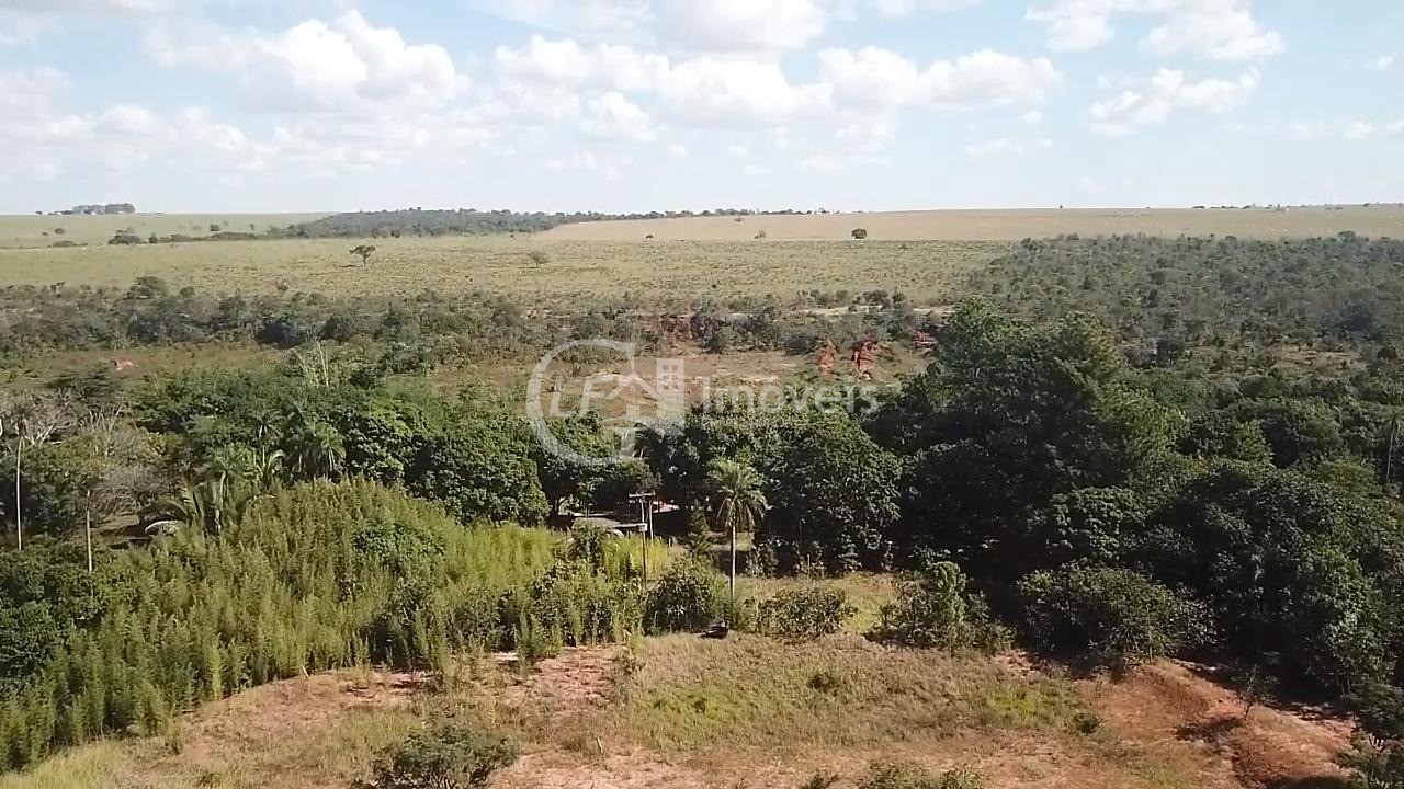 Chácara à venda em Jaraguari-MS, bairro Polomar: 3 quartos, 1 suíte, 3 salas, 4 banheiros, 4 vagas, 380m²!