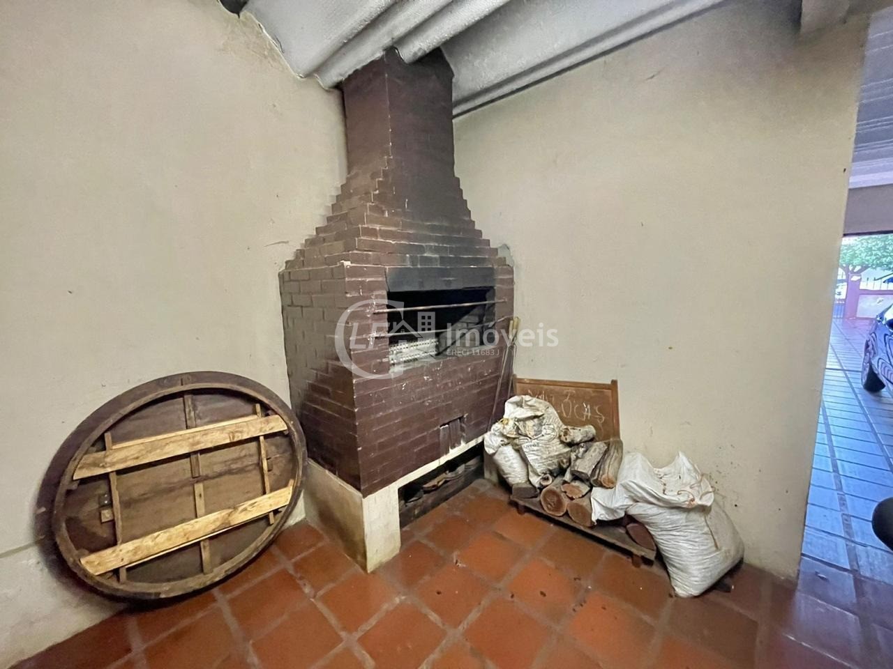 Impecável Casa à Venda na Orla Morena em Campo Grande-MS: 4 Quartos, 1 Suíte, 4 Salas, 2 Banheiros, 7 Vagas, 289,61 m²!