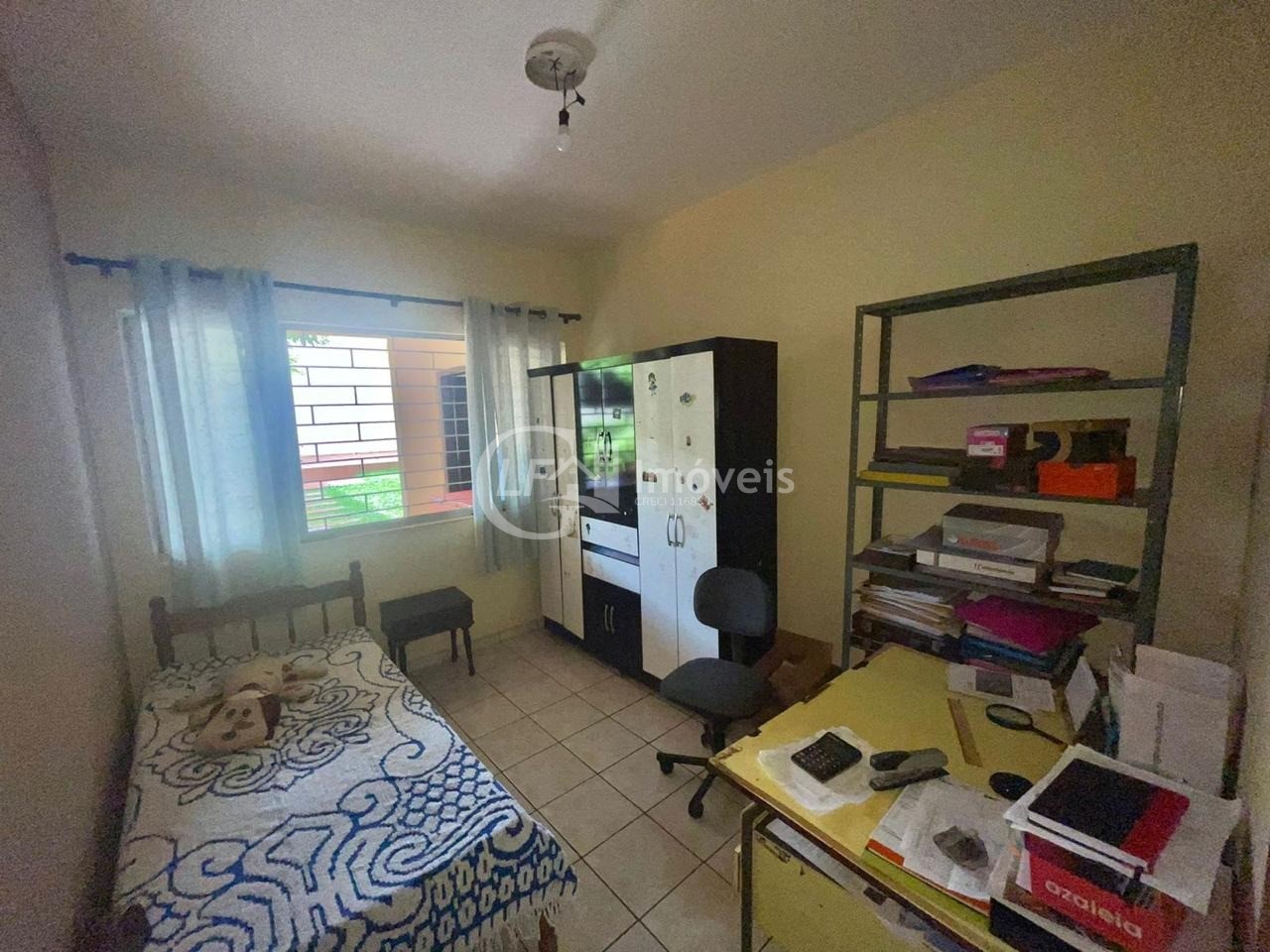 Impecável Casa à Venda na Orla Morena em Campo Grande-MS: 4 Quartos, 1 Suíte, 4 Salas, 2 Banheiros, 7 Vagas, 289,61 m²!