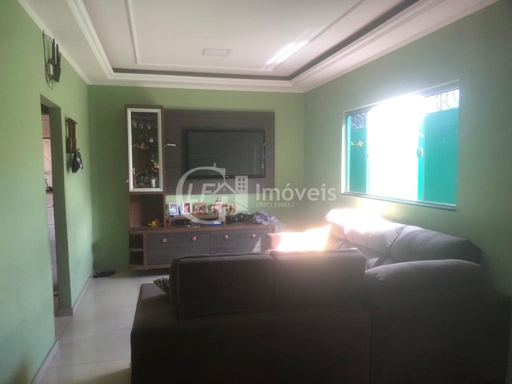 Imperdível! Casa à venda em Campo Grande-MS, Jardim Vida Nova, 3 quartos, 3 salas, 2 banheiros, 3 vagas, 161m². Venha conferir!