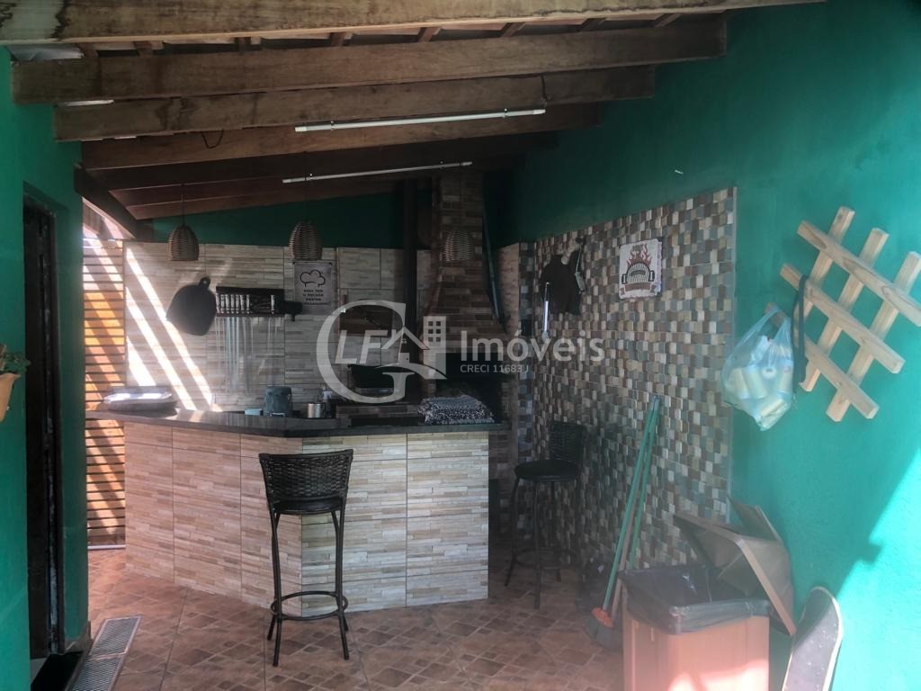 Imperdível! Casa à venda em Campo Grande-MS, Jardim Vida Nova, 3 quartos, 3 salas, 2 banheiros, 3 vagas, 161m². Venha conferir!