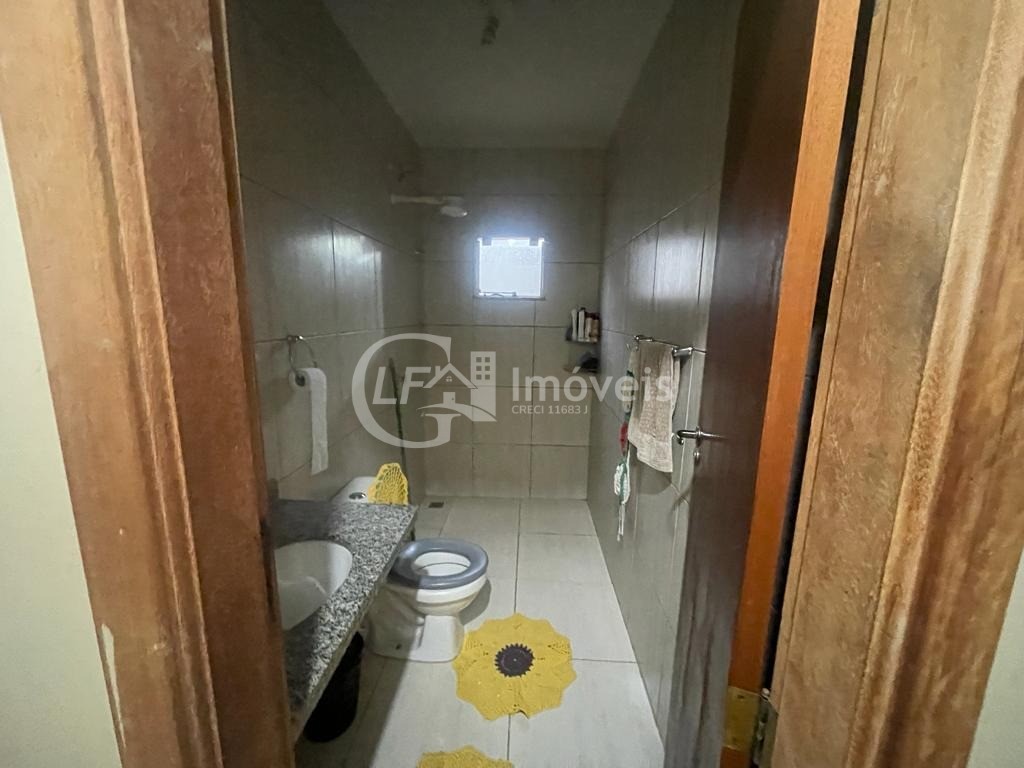 Imóvel à venda em Campo Grande-MS: Casa de 4 quartos na Vila Marli, com suíte, 2 salas, 3 banheiros, 6 vagas e 220m². Confira!