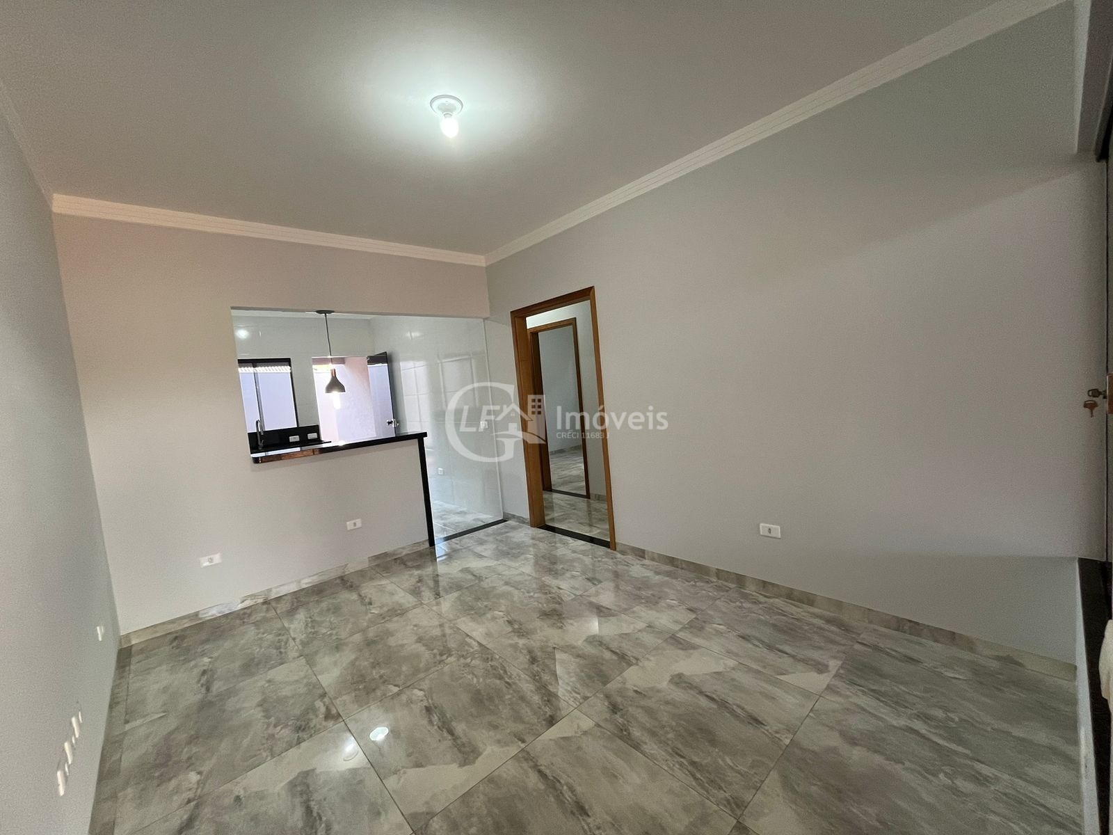 Linda casa nova com energia fotovoltaica