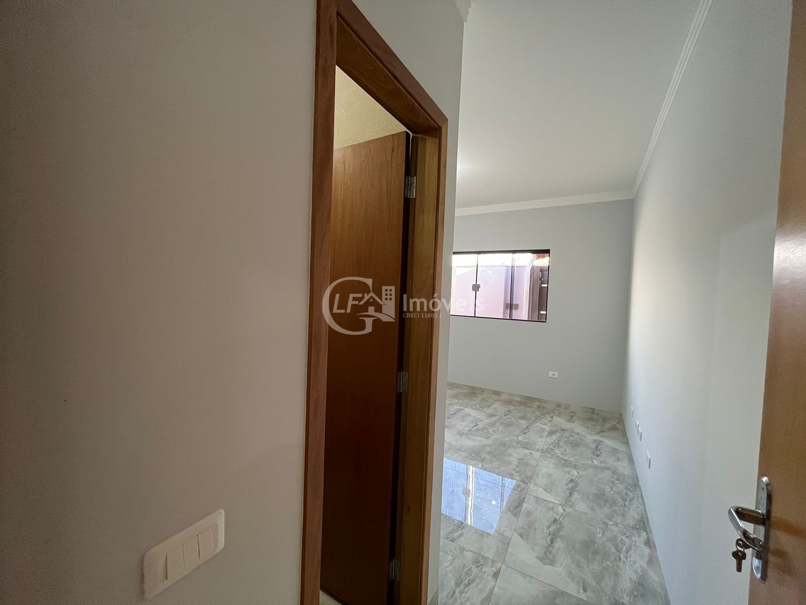 Linda casa nova com energia fotovoltaica