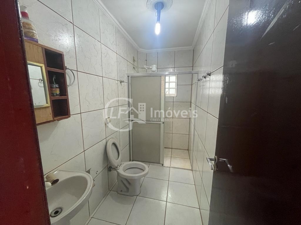 Imperdível Casa à Venda em Campo Grande-MS, Jardim das Nações - 4 quartos, 1 suíte, 2 salas, 4 banheiros, 4 vagas, 360m².