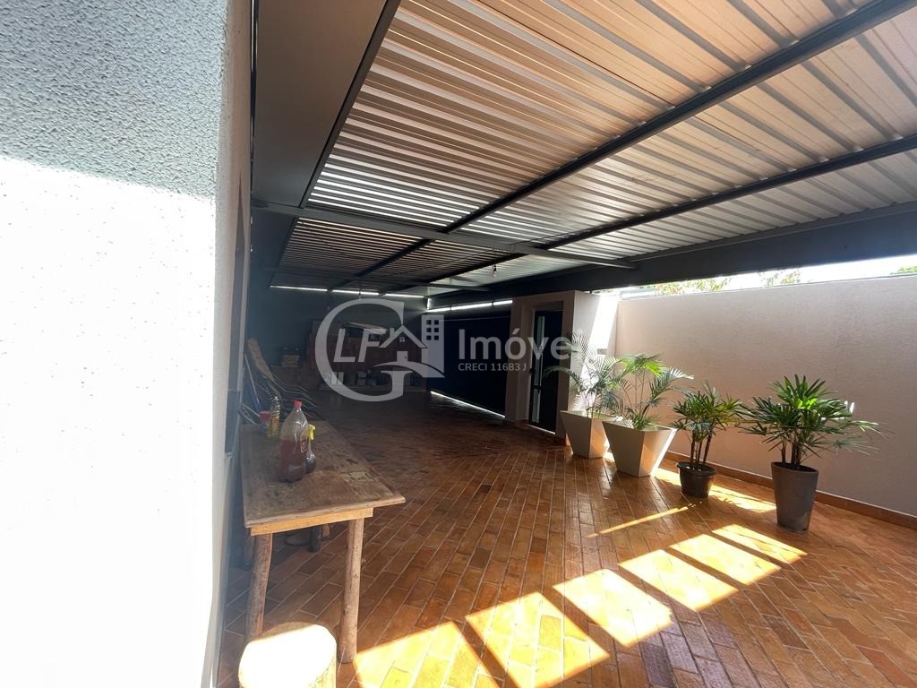 Casa, 3 quartos, 360 m² - Foto 2