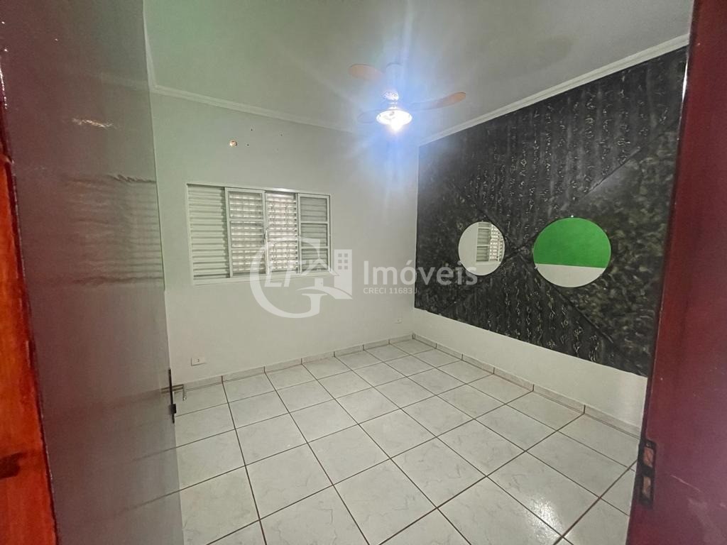 Imperdível Casa à Venda em Campo Grande-MS, Jardim das Nações - 4 quartos, 1 suíte, 2 salas, 4 banheiros, 4 vagas, 360m².