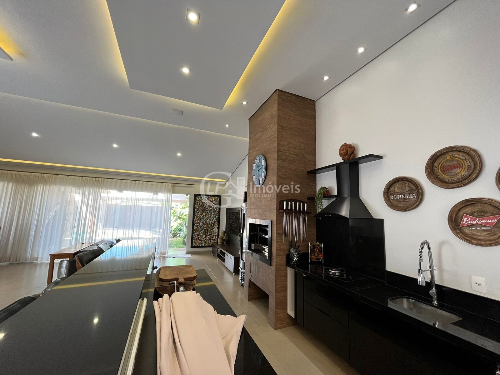 Linda casa com 3 suítes e sala de cinema - foto 30