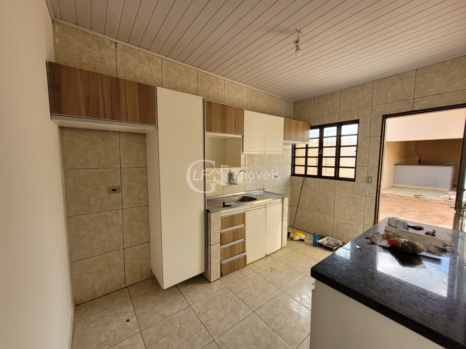 Casa à venda em campo grande-ms: 2 quartos, 1 sala, 1 banhei