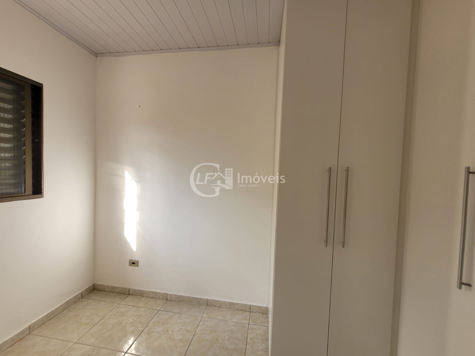 Casa à venda em campo grande-ms: 2 quartos, 1 sala, 1 banhei