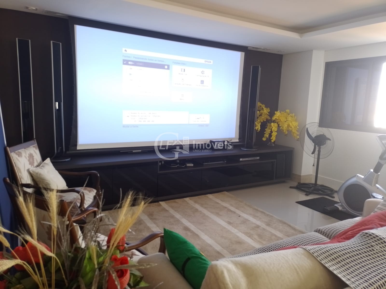 Apartamento à venda em Campo Grande-MS no bairro Royal Park: 2 quartos, 1 suíte, 2 salas, 4 banheiros, 3 vagas, 368m².