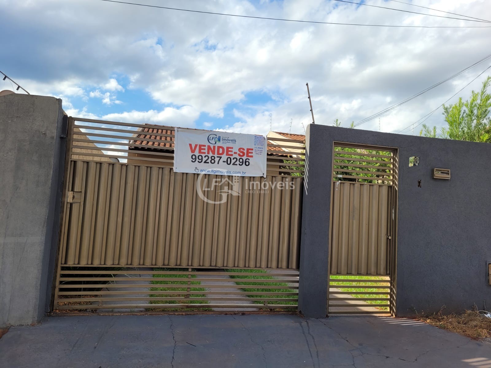 Casa à venda em campo grande-ms: 2 quartos, 1 sala, 1 banhei