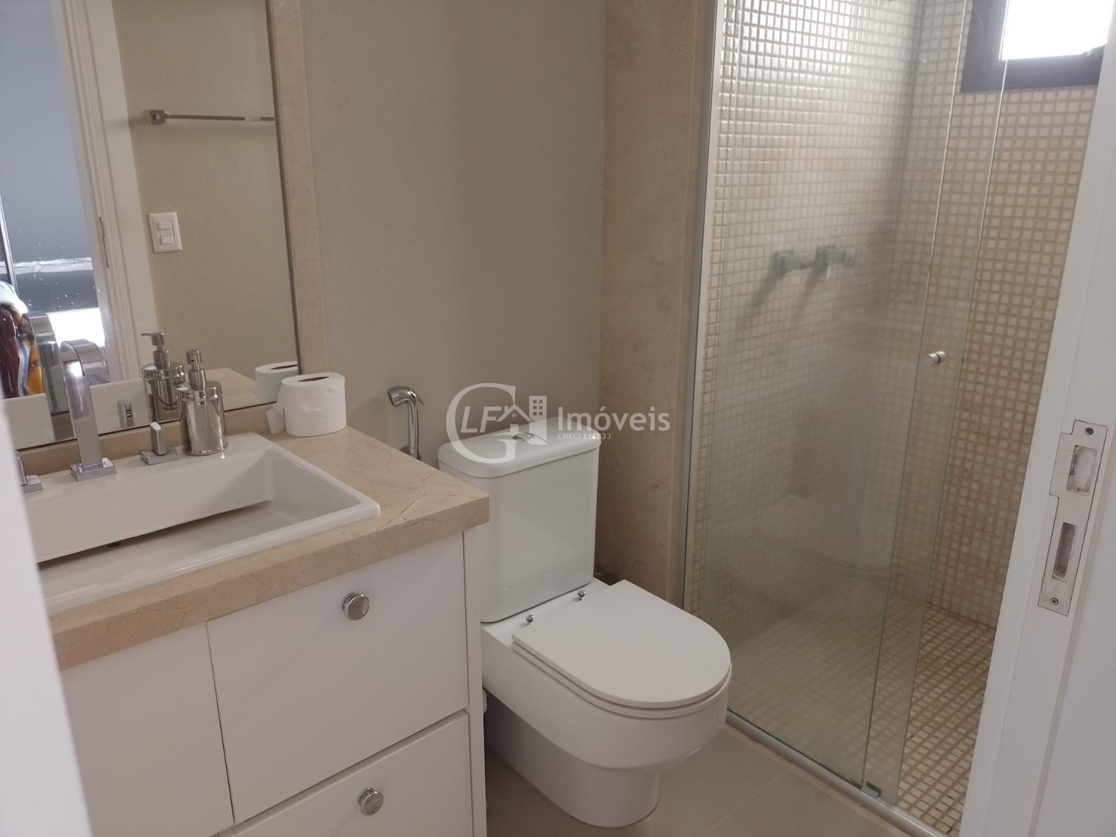 Apartamento à venda em Campo Grande-MS no bairro Royal Park: 2 quartos, 1 suíte, 2 salas, 4 banheiros, 3 vagas, 368m².