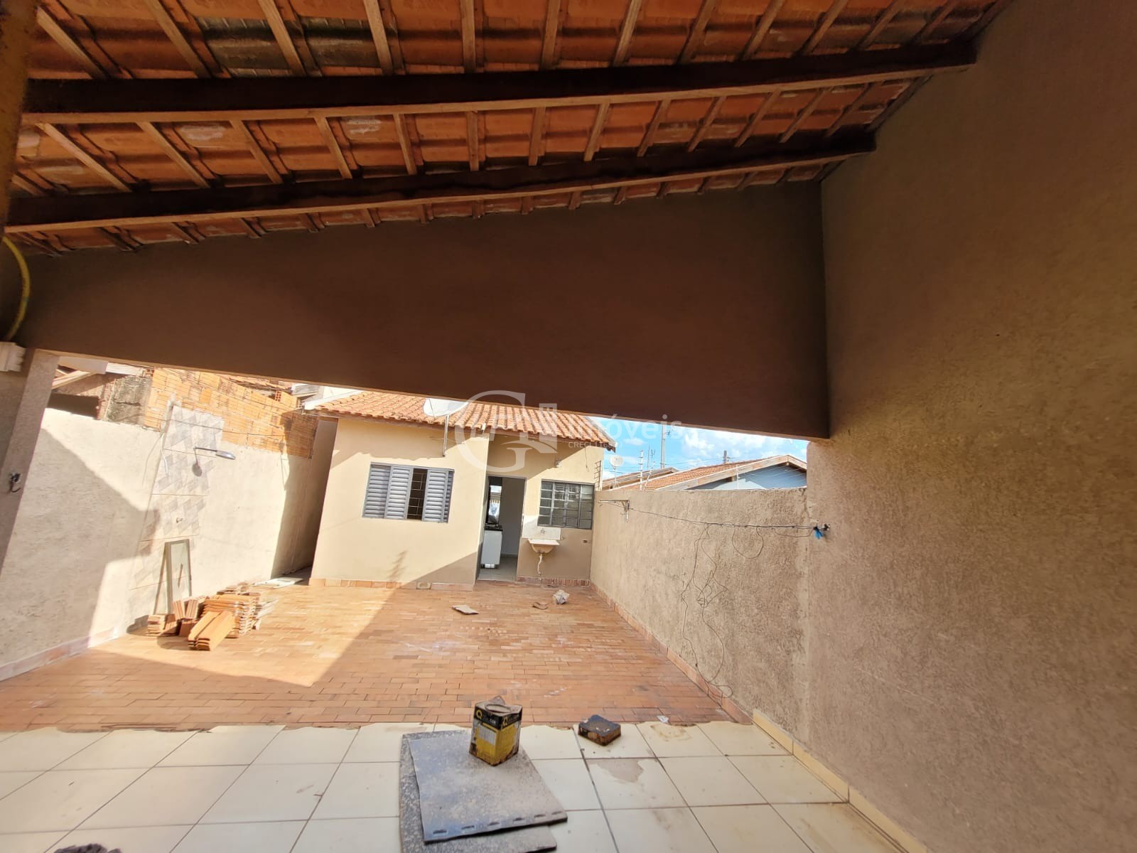 Casa à venda em Campo Grande-MS: 2 quartos, 1 sala, 1 banheiro, 1 vaga de garagem, 140m² no Jardim Aero Rancho!