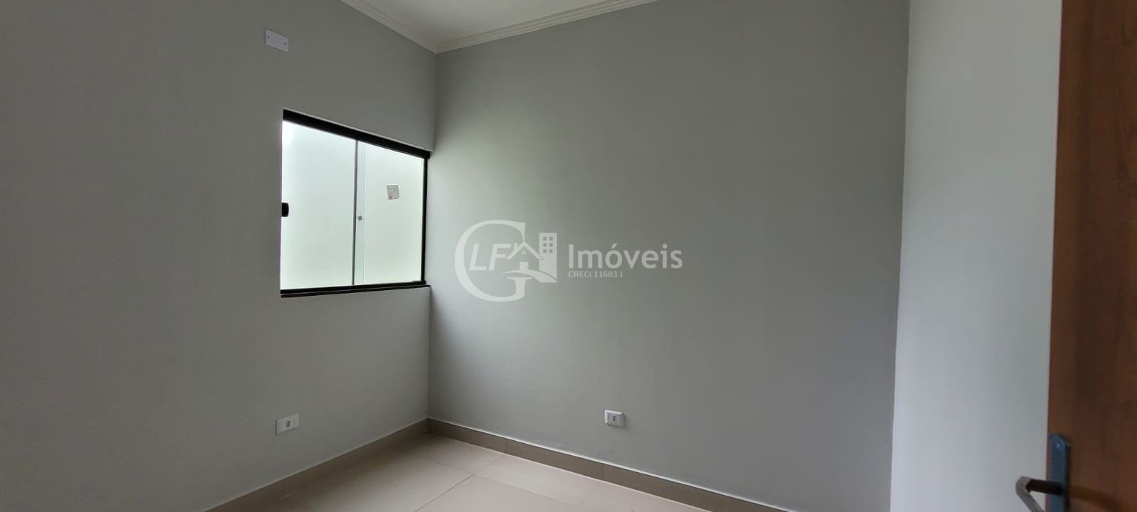Imperdível oportunidade: Casa à venda em Campo Grande-MS, bairro São Francisco, 3 quartos, 1 suíte, 1 vaga de garagem!