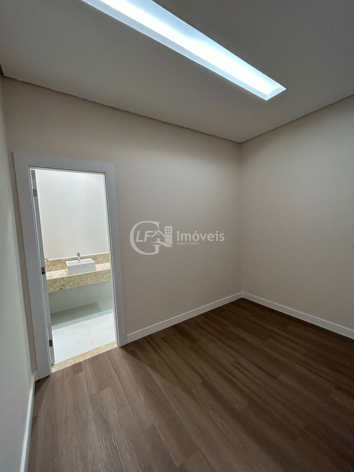Imperdível: casa de luxo em condomínio à venda em campo gran