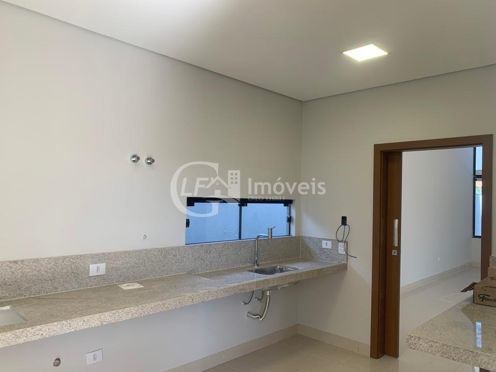 Venda de casa impecável em campo grande-ms, bairro parque re