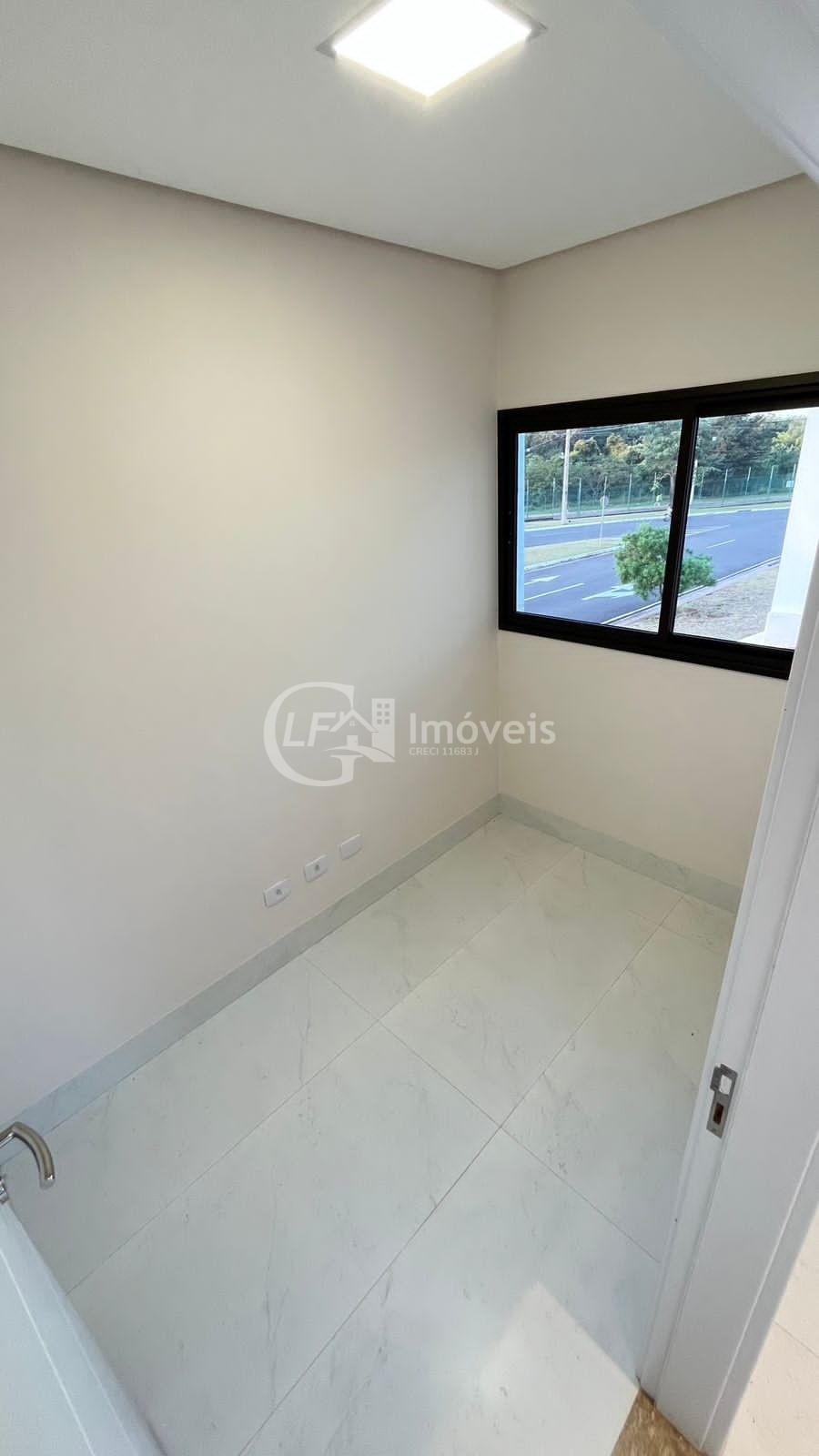 Imperdível: casa de luxo em condomínio à venda em campo gran