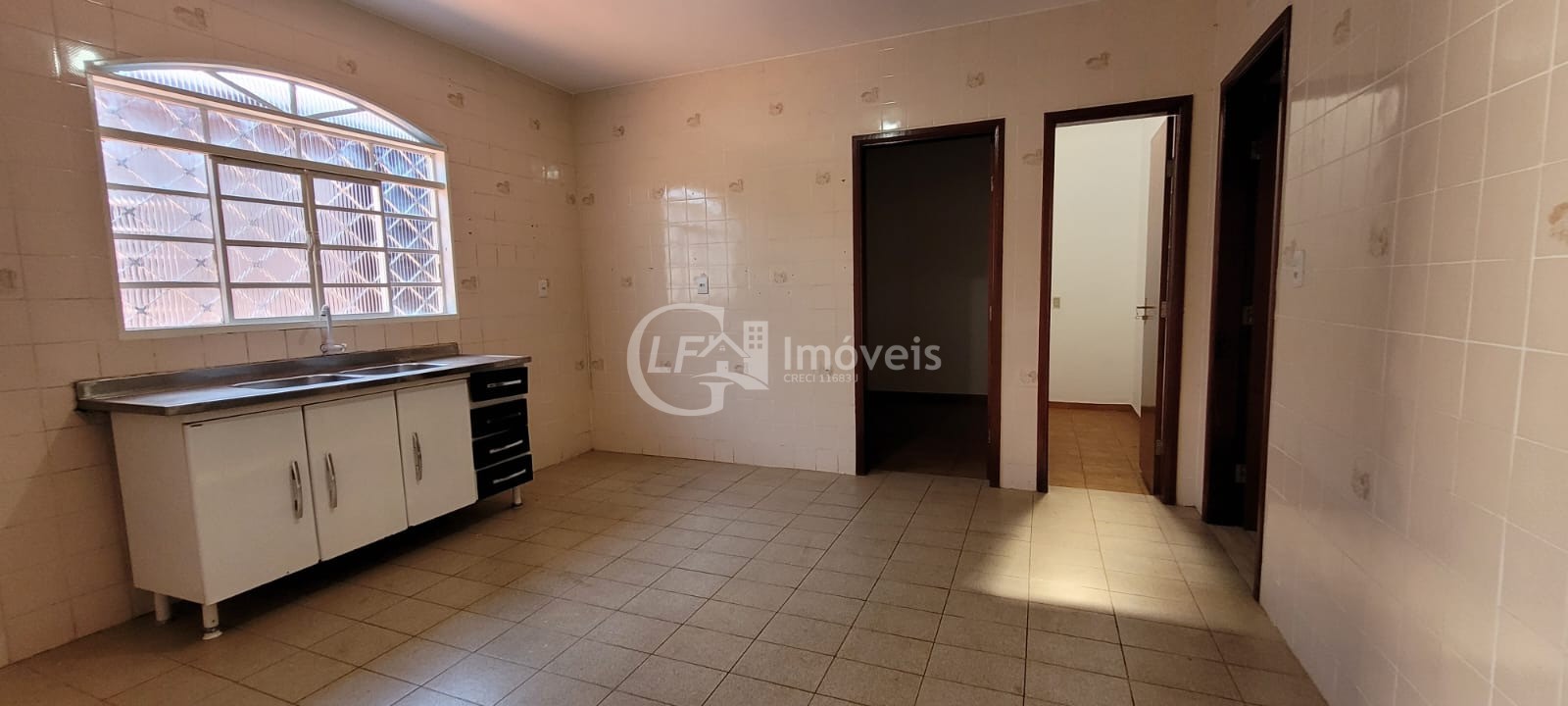 Casa de 4 quartos e 1 suíte à venda em Campo Grande-MS, Bairro Coophasul, com 250m² de área e 4 vagas de garagem