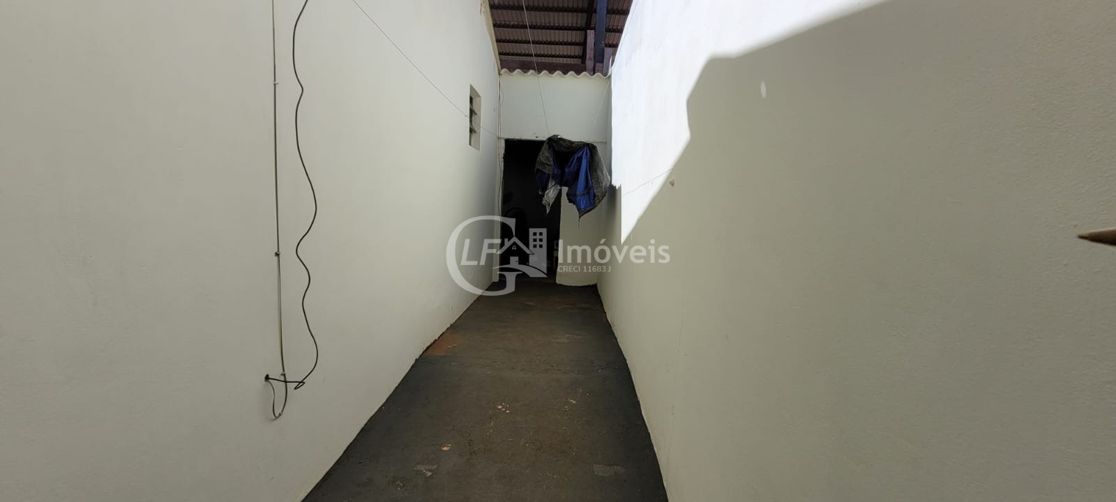 Imóvel à venda em Campo Grande-MS: Casa com 3 quartos, 2 salas, 2 banheiros e 3 vagas na Coronel Antonino!