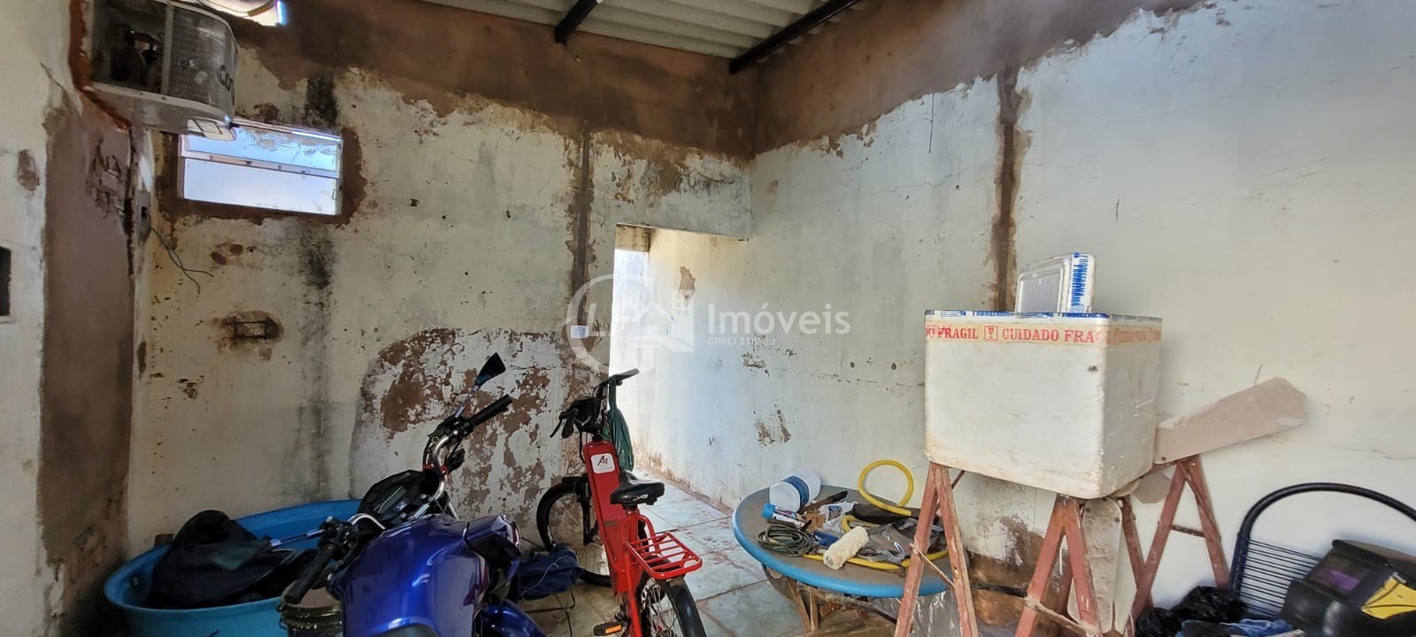 Imóvel à venda em Campo Grande-MS: Casa com 3 quartos, 2 salas, 2 banheiros e 3 vagas na Coronel Antonino!