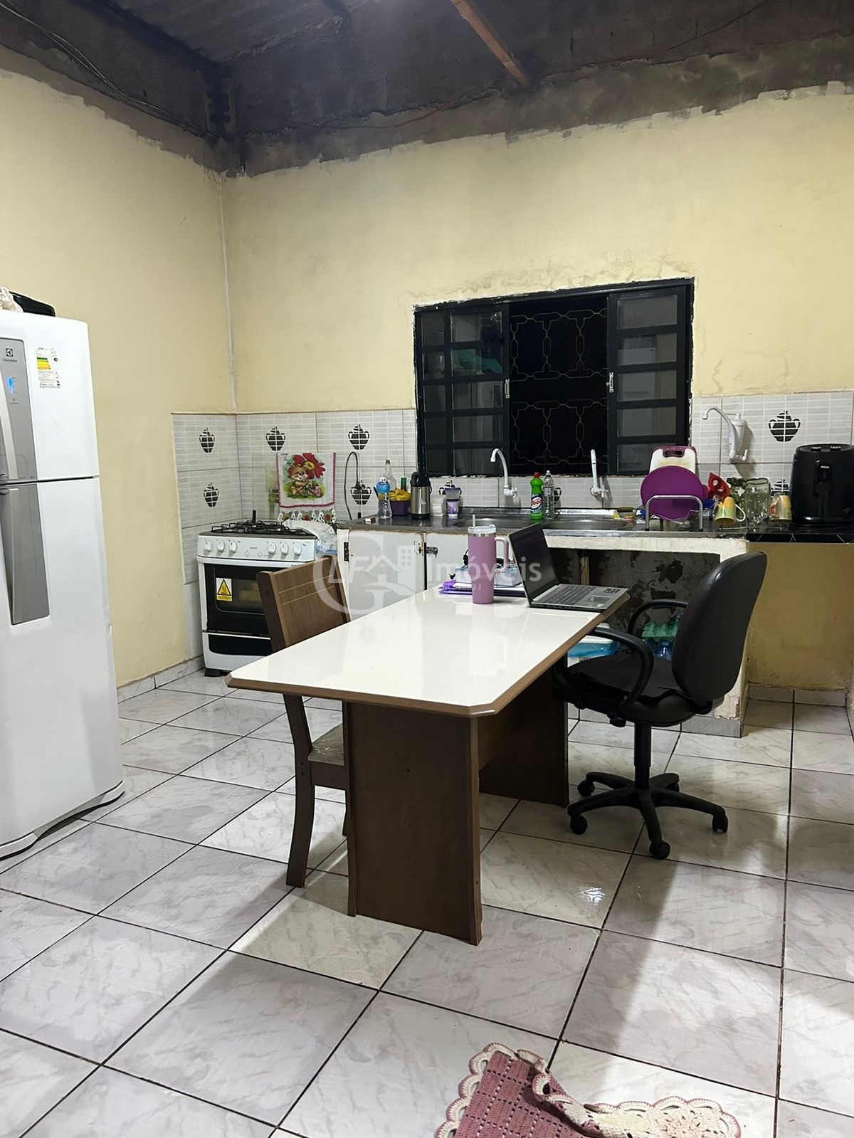Casa à venda em corumbá-ms, bairro popular nova: 2 quartos, 