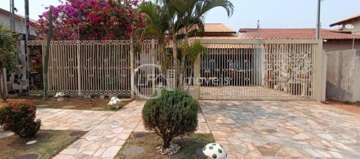 Casa, 3 quartos, 484 m² - Foto 1