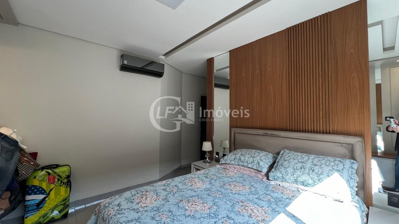 Casa à venda em Campo Grande-MS, Alphaville II: 2 quartos, 2 suítes, 3 salas, 2 banheiros, 4 vagas de garagem, 238m².